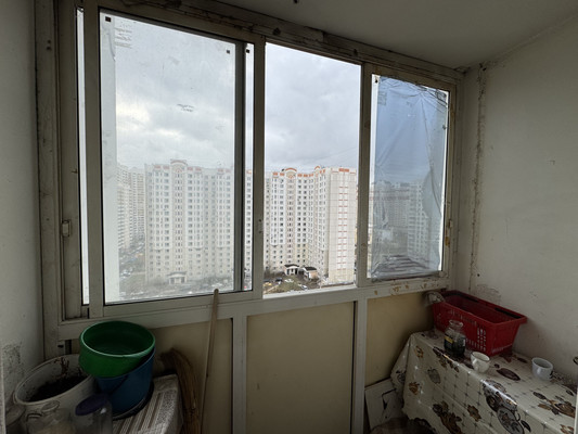 Продам трехкомнатную (3-комн.) квартиру, Комсомольский пр-кт, 24к2, Люберцы г