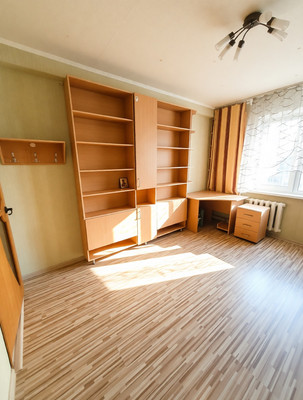 Продам трехкомнатную (3-комн.) квартиру, Рождественская Набережная ул, 33, Краснодар г
