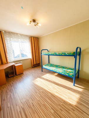 Продам трехкомнатную (3-комн.) квартиру, Рождественская Набережная ул, 33, Краснодар г