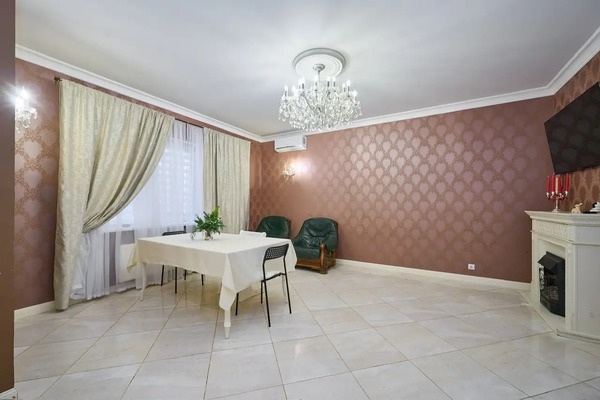 Продам многокомнатную квартиру, Российская ул, 72/2, Краснодар г