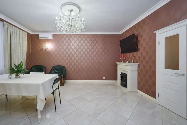 Продам многокомнатную квартиру, Российская ул, 72/2, Краснодар г