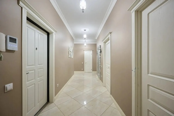 Продам многокомнатную квартиру, Российская ул, 72/2, Краснодар г