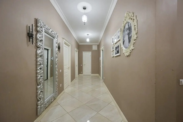 Продам многокомнатную квартиру, Российская ул, 72/2, Краснодар г