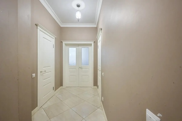 Продам многокомнатную квартиру, Российская ул, 72/2, Краснодар г