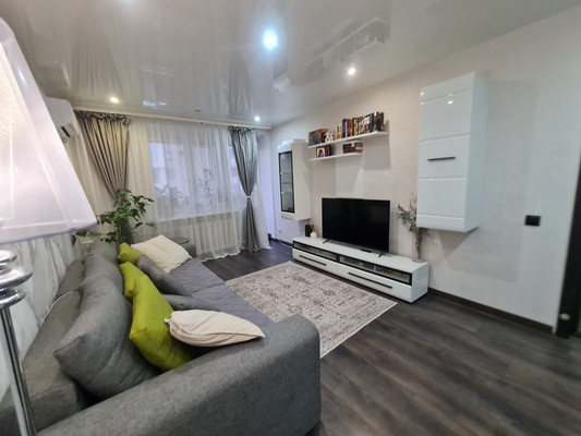 Продам однокомнатную (1-комн.) квартиру, Пионерская ул, 27, Ханты-Мансийск г