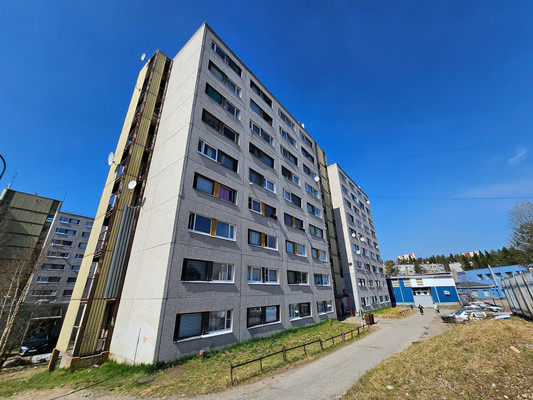Продам комнату в 12-комн. квартире, Горняков пр-кт, 2кГ, Костомукша г