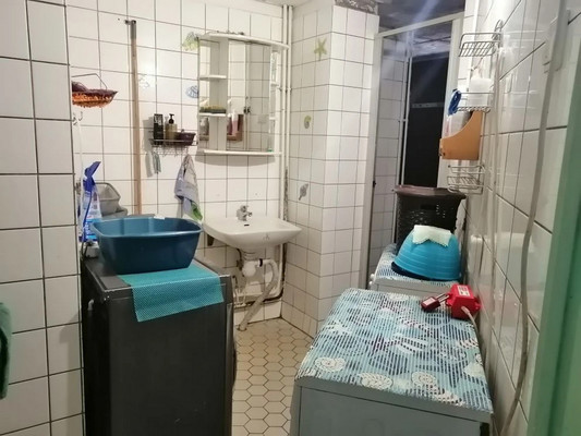 Продам комнату в 12-комн. квартире, Горняков пр-кт, 2кГ, Костомукша г