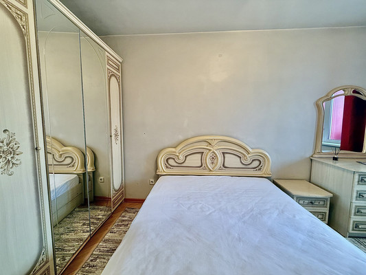 Продам двухкомнатную (2-комн.) квартиру, Берёзовая аллея, 7, Москва г