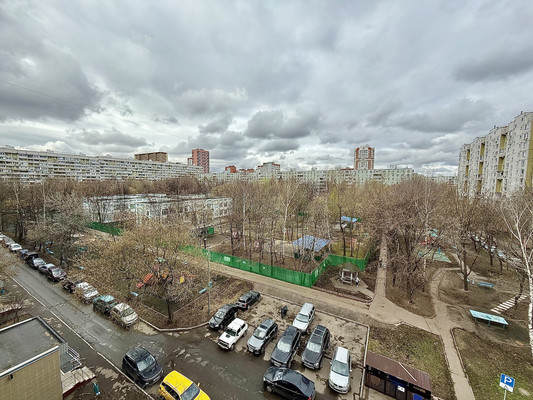 Продам двухкомнатную (2-комн.) квартиру, Берёзовая аллея, 7, Москва г