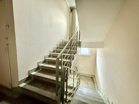 Продам двухкомнатную (2-комн.) квартиру, Берёзовая аллея, 7, Москва г