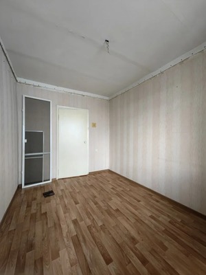 Продам трехкомнатную (3-комн.) квартиру, Ленина ул, 99, Волгодонск г