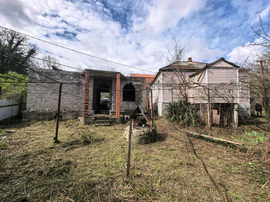 Продам дом, Майкопская ул, 63, Кирпичное с, 0 км от города