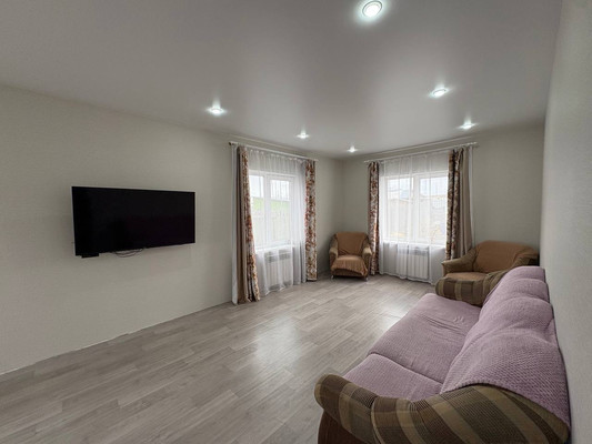 Продам дом, Академическая ул, 43, Емельяново пгт, 0 км от города