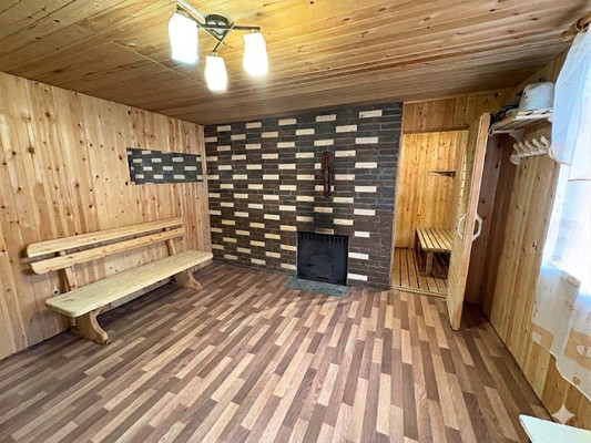 Продам дом, Академическая ул, 43, Емельяново пгт, 0 км от города