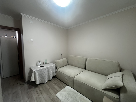 Продам двухкомнатную (2-комн.) квартиру, Ашурова ул, 40, Нальчик г