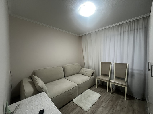 Продам двухкомнатную (2-комн.) квартиру, Ашурова ул, 40, Нальчик г