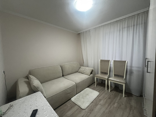 Продам двухкомнатную (2-комн.) квартиру, Ашурова ул, 40, Нальчик г