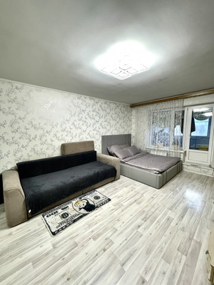 Продам однокомнатную (1-комн.) квартиру, Маршала Захарова ул, 21к2, Москва г