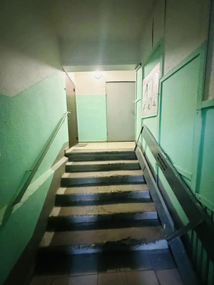 Продам однокомнатную (1-комн.) квартиру, Маршала Захарова ул, 21к2, Москва г