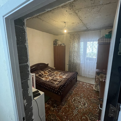 Продам двухкомнатную (2-комн.) квартиру, Парковая ул, 32к104, Цемдолина с