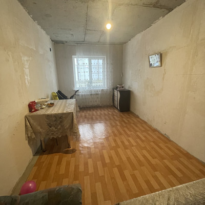 Продам двухкомнатную (2-комн.) квартиру, Парковая ул, 32к104, Цемдолина с