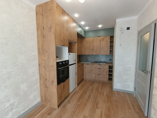 Продам однокомнатную (1-комн.) квартиру, Сержанта Мишина ул, 81к1, Калининград г