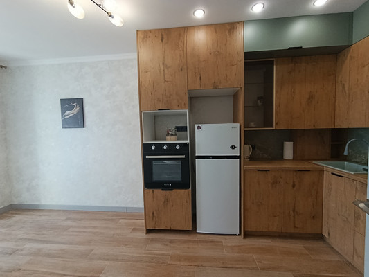 Продам однокомнатную (1-комн.) квартиру, Сержанта Мишина ул, 81к1, Калининград г