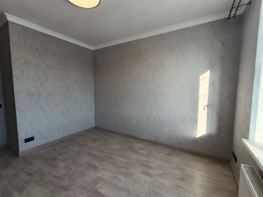 Продам однокомнатную (1-комн.) квартиру, Сержанта Мишина ул, 81к1, Калининград г