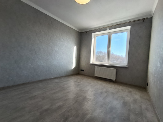 Продам однокомнатную (1-комн.) квартиру, Сержанта Мишина ул, 81к1, Калининград г