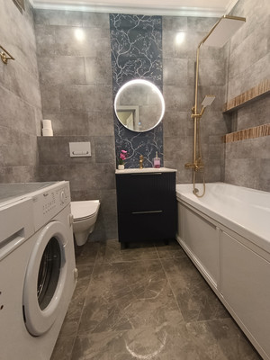 Продам однокомнатную (1-комн.) квартиру, Сержанта Мишина ул, 81к1, Калининград г