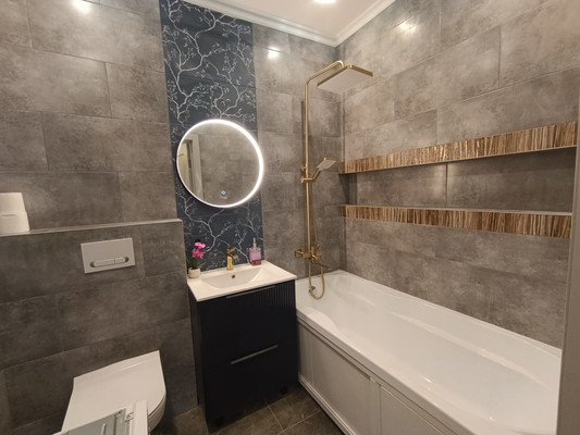 Продам однокомнатную (1-комн.) квартиру, Сержанта Мишина ул, 81к1, Калининград г