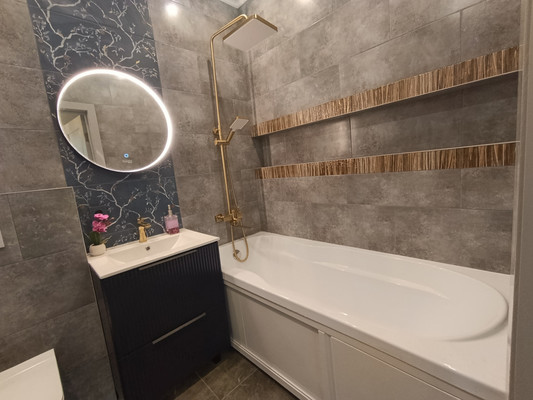 Продам однокомнатную (1-комн.) квартиру, Сержанта Мишина ул, 81к1, Калининград г