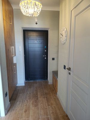 Продам однокомнатную (1-комн.) квартиру, Сержанта Мишина ул, 81к1, Калининград г