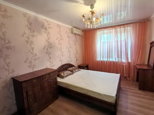 Продам двухкомнатную (2-комн.) квартиру, Шевченко ул, 241, Анапа г