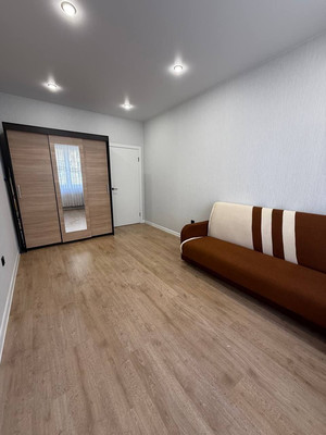 Сдам однокомнатную (1-комн.) квартиру, им. лётчика Позднякова ул, 2к18, Краснодар г