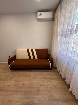 Сдам однокомнатную (1-комн.) квартиру, им. лётчика Позднякова ул, 2к18, Краснодар г