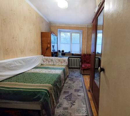 Продам трехкомнатную (3-комн.) квартиру, Научная ул, 17, Вилино с