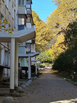 Продам трехкомнатную (3-комн.) квартиру, Научная ул, 17, Вилино с