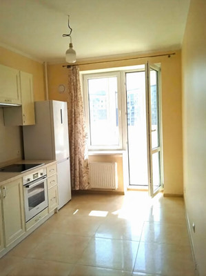 Продам однокомнатную (1-комн.) квартиру, Рассветная ул, 25, Калининград г