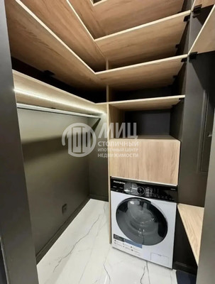 Продам двухкомнатную (2-комн.) квартиру, Сколковское ш, 40к3, Москва г