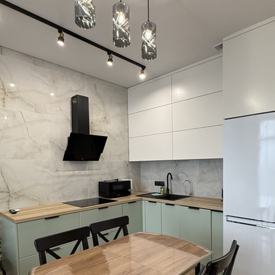 Продам двухкомнатную (2-комн.) квартиру, Молодой гвардии ул, 34, Калининград г