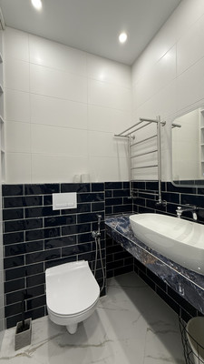 Продам двухкомнатную (2-комн.) квартиру, Молодой гвардии ул, 34, Калининград г