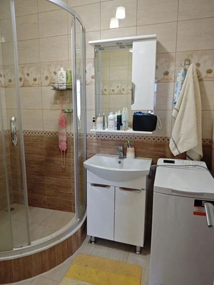 Продам однокомнатную (1-комн.) квартиру, Крымской весны ул, 1к1, Мирное с