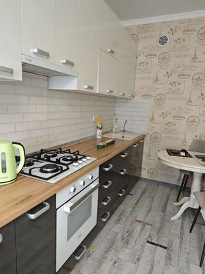 Продам однокомнатную (1-комн.) квартиру, Крымской весны ул, 1к1, Мирное с