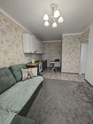 Продам однокомнатную (1-комн.) квартиру, Крымской весны ул, 1к1, Мирное с