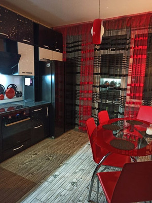 Продам однокомнатную (1-комн.) квартиру, Крымской весны ул, 1к7, Мирное с