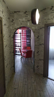 Продам однокомнатную (1-комн.) квартиру, Крымской весны ул, 1к7, Мирное с