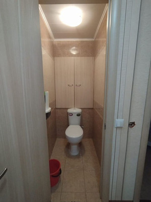 Продам трехкомнатную (3-комн.) квартиру, Аэрофлотская ул, 16, Симферополь г