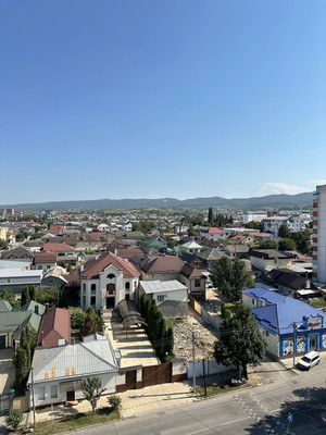 Продам двухкомнатную (2-комн.) квартиру, Кабардинская ул, 73, Нальчик г