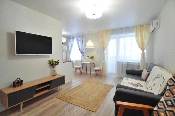 Продам двухкомнатную (2-комн.) квартиру, им. Ленина ул, 92, Краснодар г